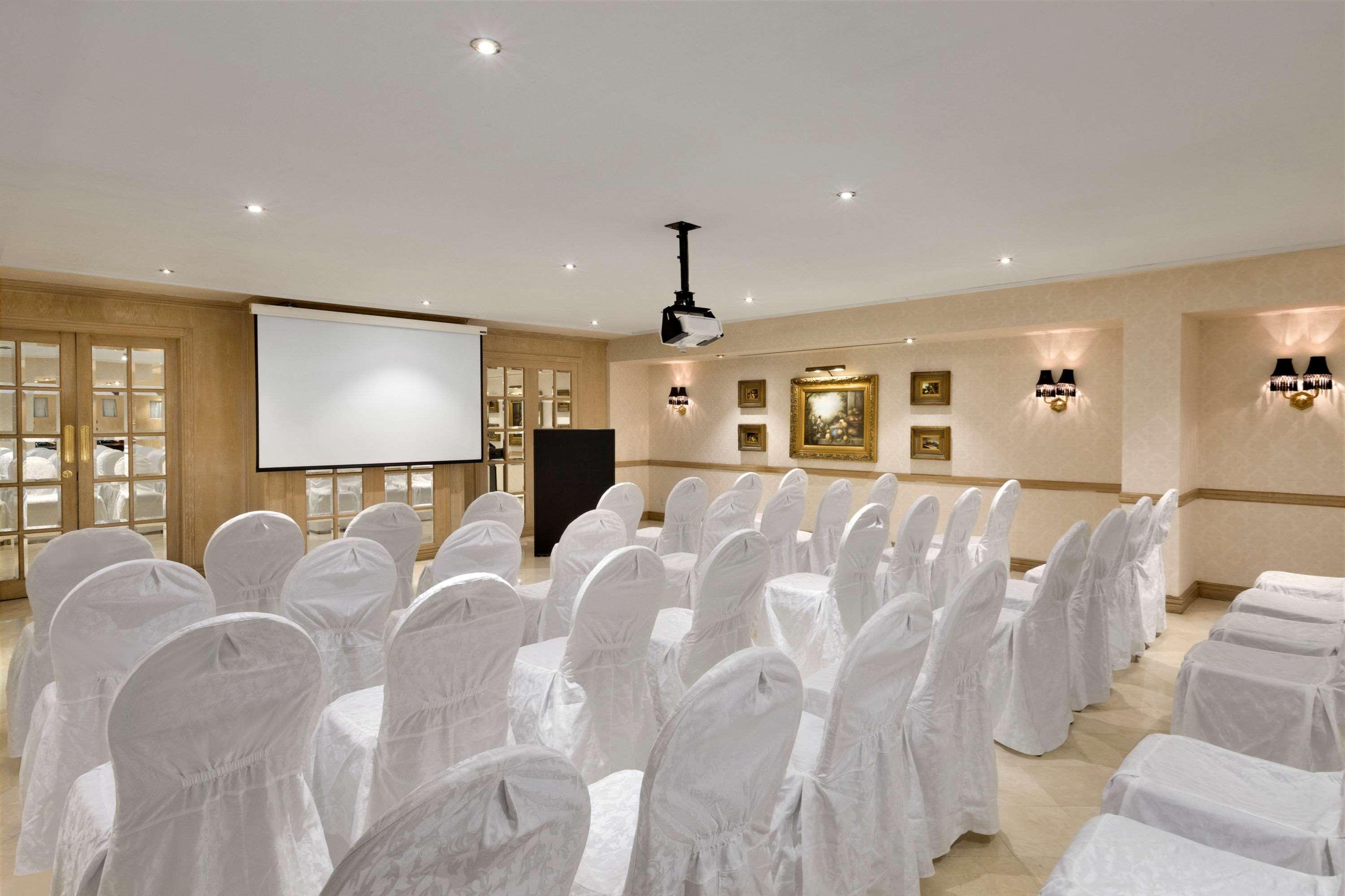 Hawthorn Suites By Wyndham Al Khobar Ngoại thất bức ảnh
