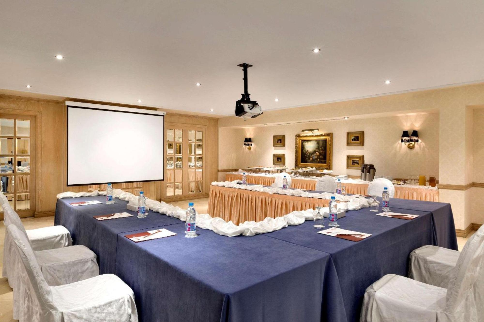 Hawthorn Suites By Wyndham Al Khobar Ngoại thất bức ảnh